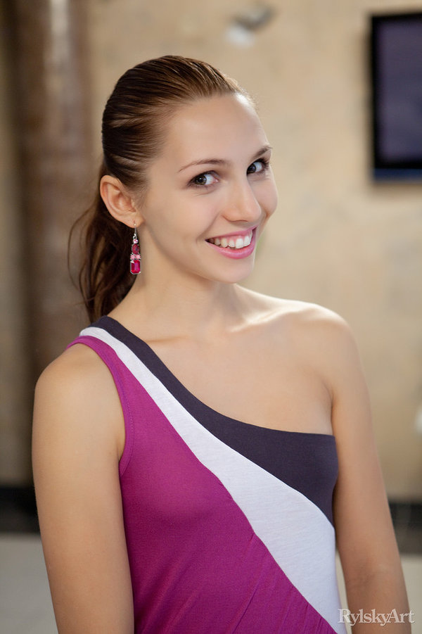 Нина, 39