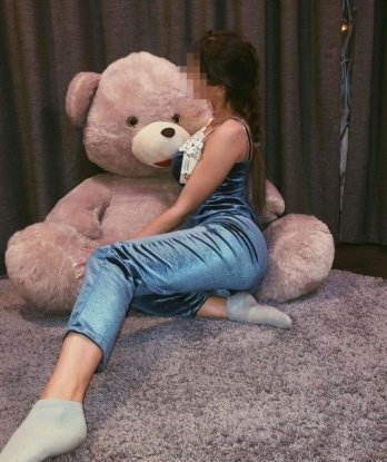 Полина, 23